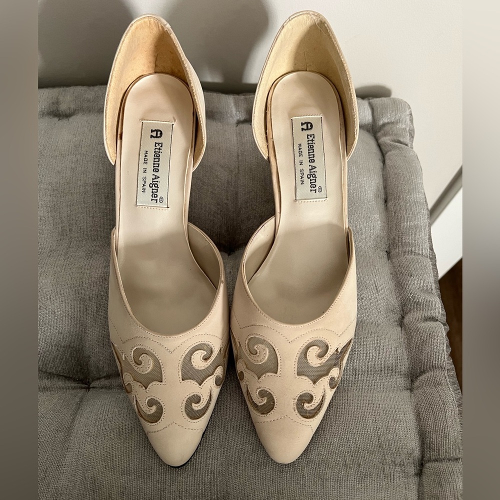 Etienne Aigner Kitten Heels in Ivory Suede 7.5
